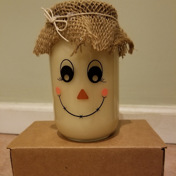 Country Scents candle - Picture 1 of 8